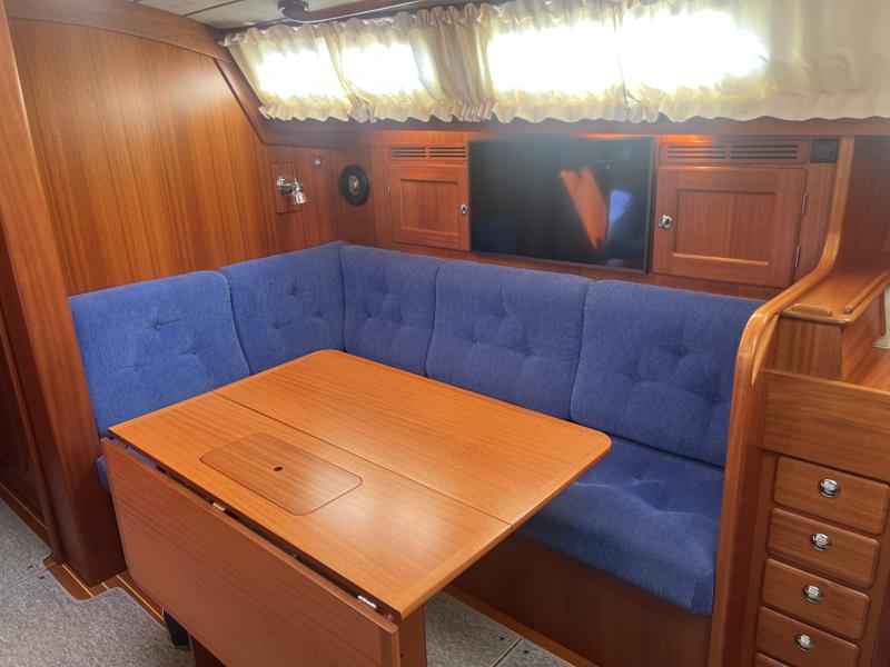 Josephine – image 18