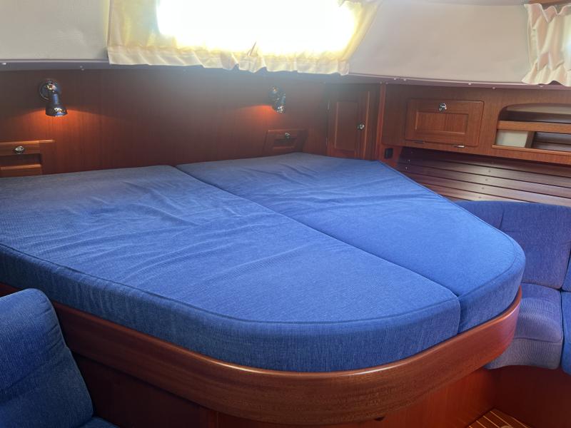 Josephine – image 24