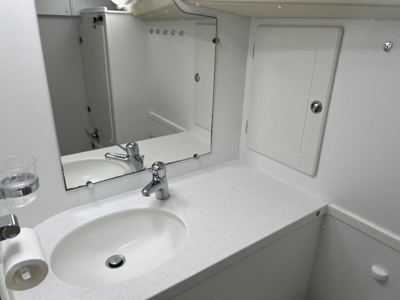 Josephine – image 36