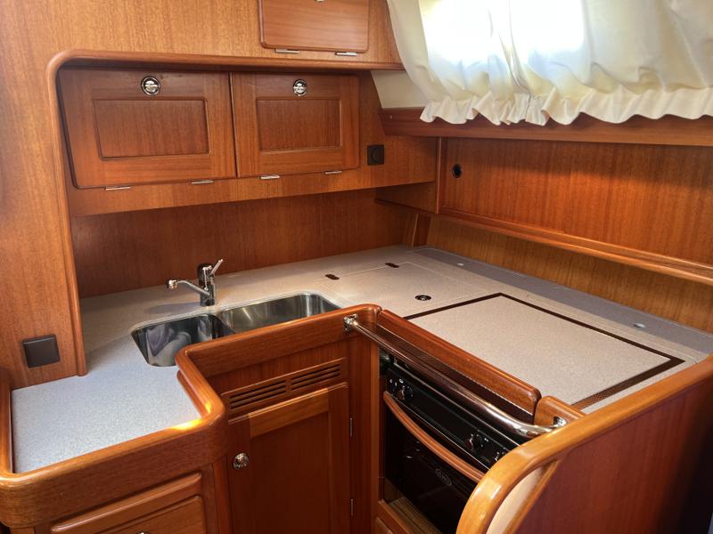 Josephine – image 40